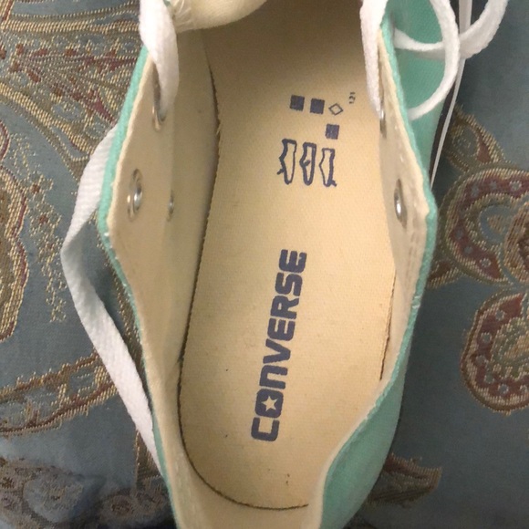 Converse worn one time - Picture 7 of 7